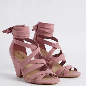 New Torrid Strappy Cone Heels in Rose Size 8WW